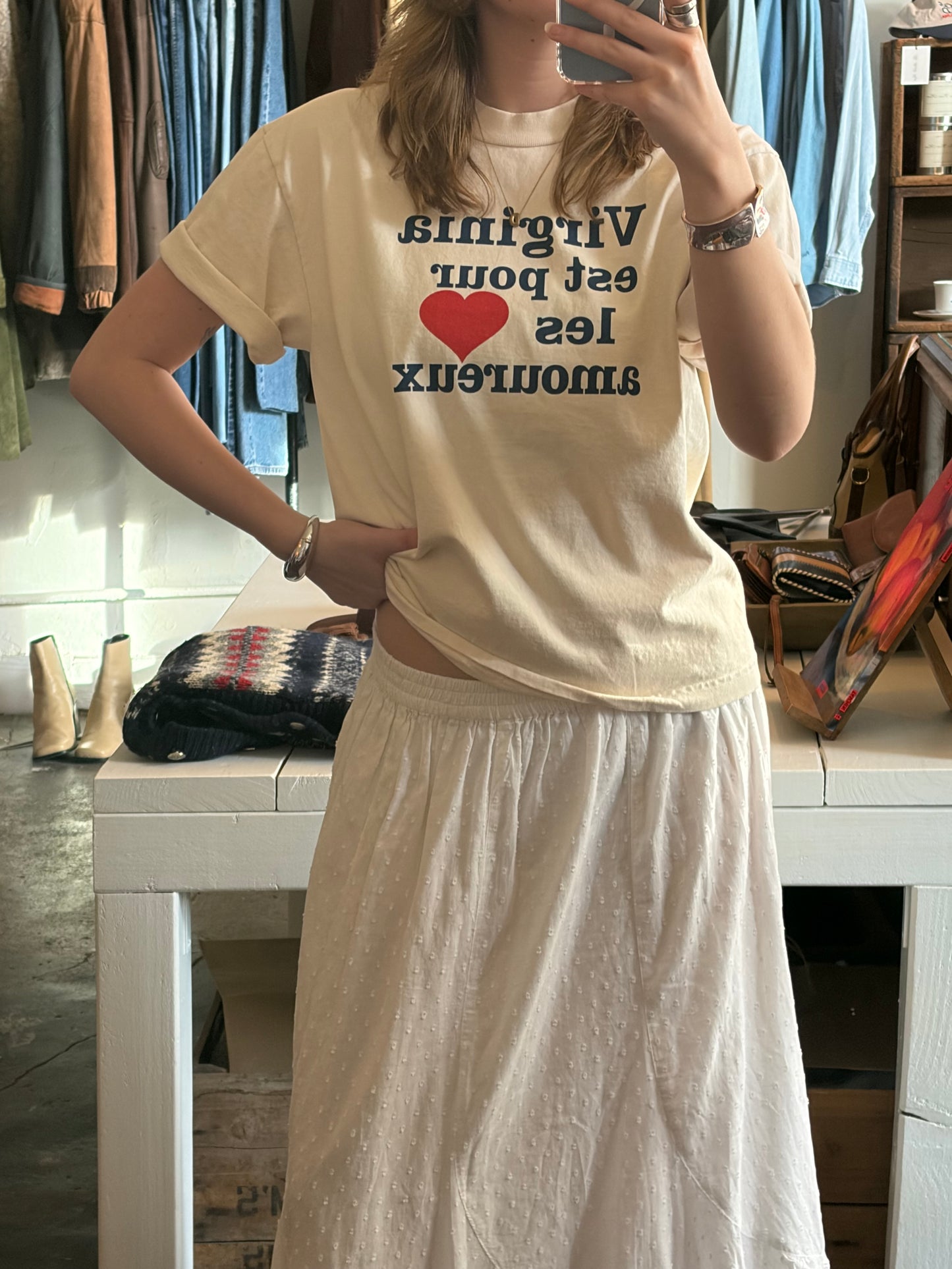 "Virginia Est Pour Les Armoureux" Short Sleeve Wide T-Shirt