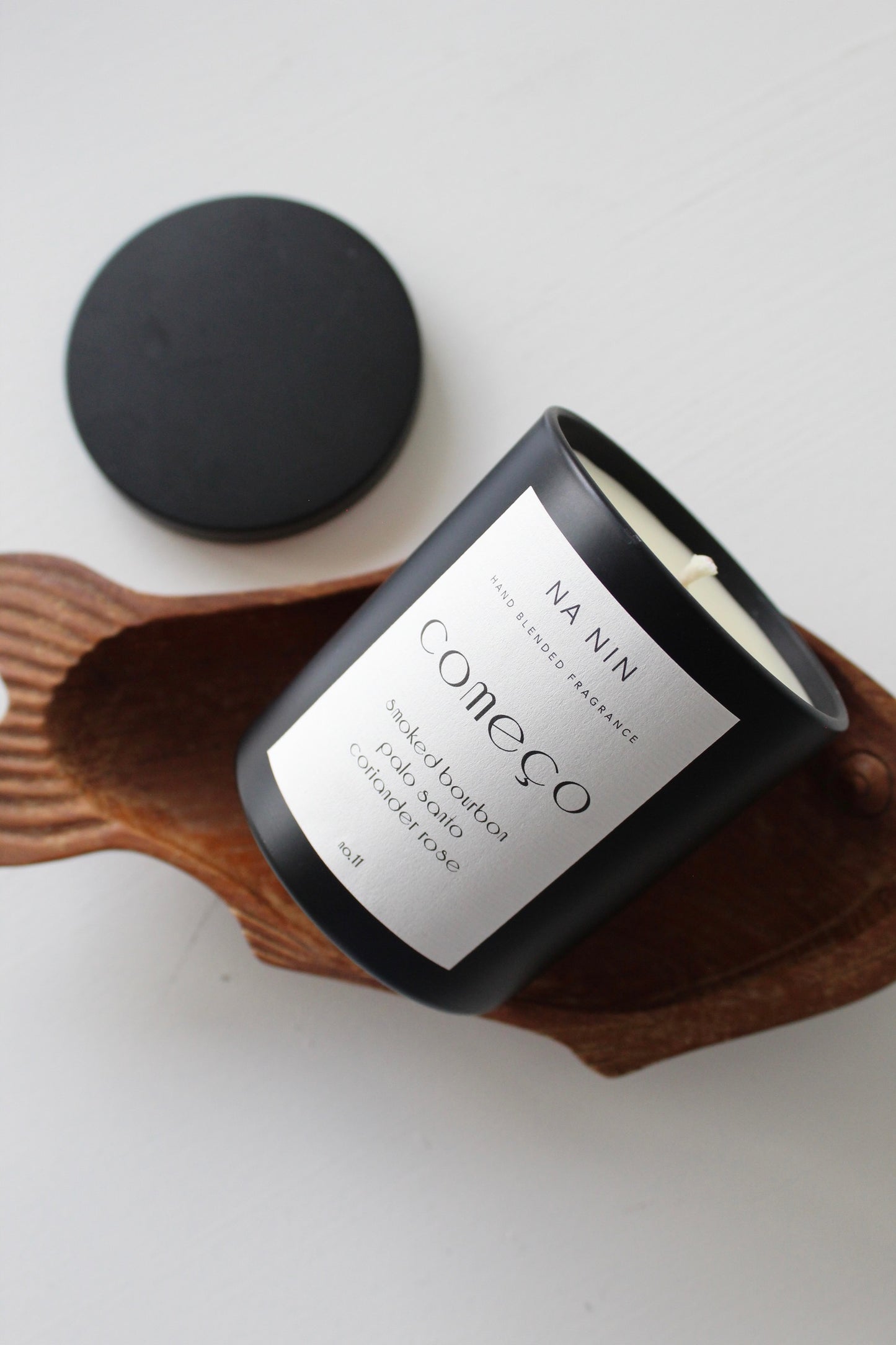 Começo No. 11 Candle / Bourbon, Palo Santo, Coriander Rose