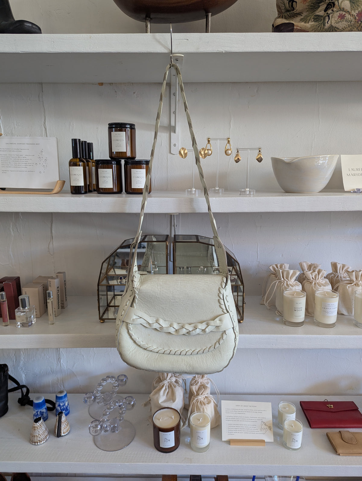 Vintage Cream Braided Leather Boho Western Flap-Closure Purse