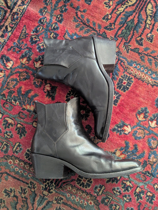 Vintage Embroidered Onyx Leather Chelsea Boots