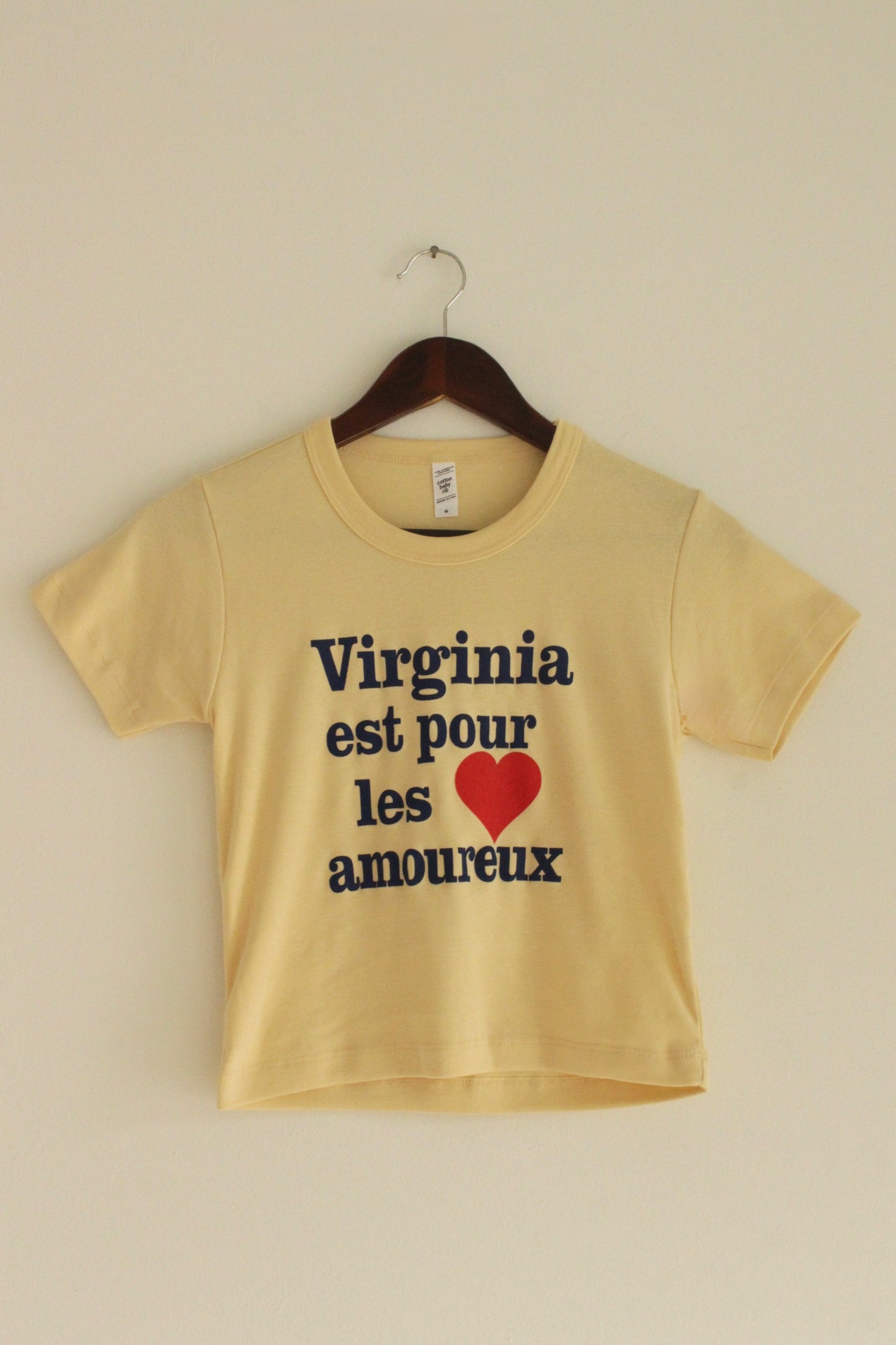 "Virginia Est Pour Les Armoureux" Baby Rib Crop T-Shirt