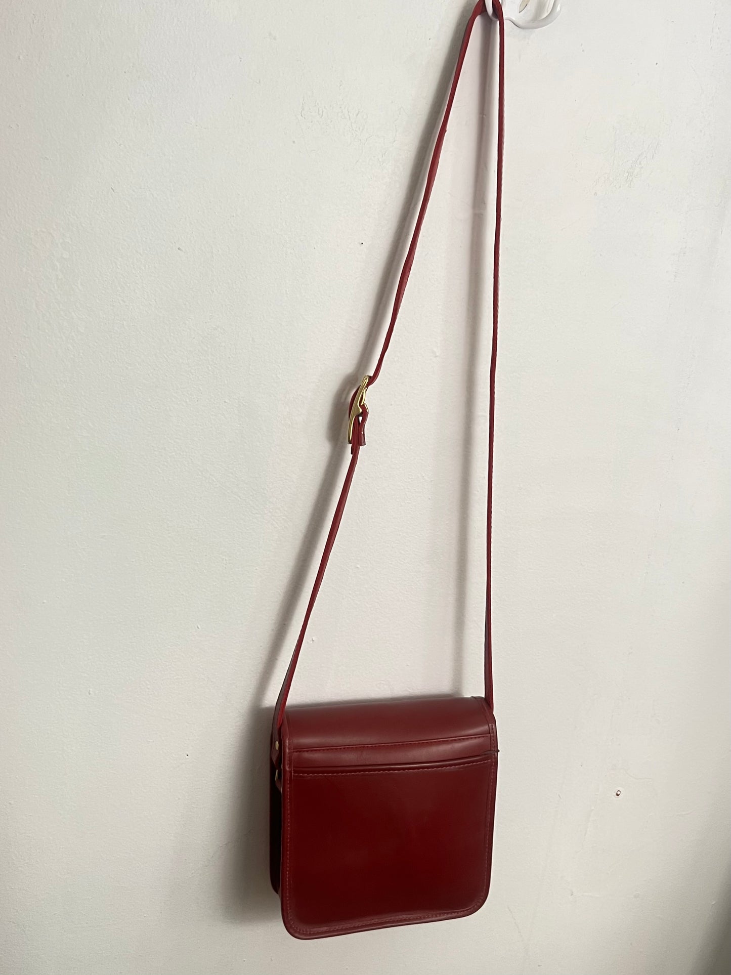 Vintage Crimson Leather Adjustable Shoulder Bag