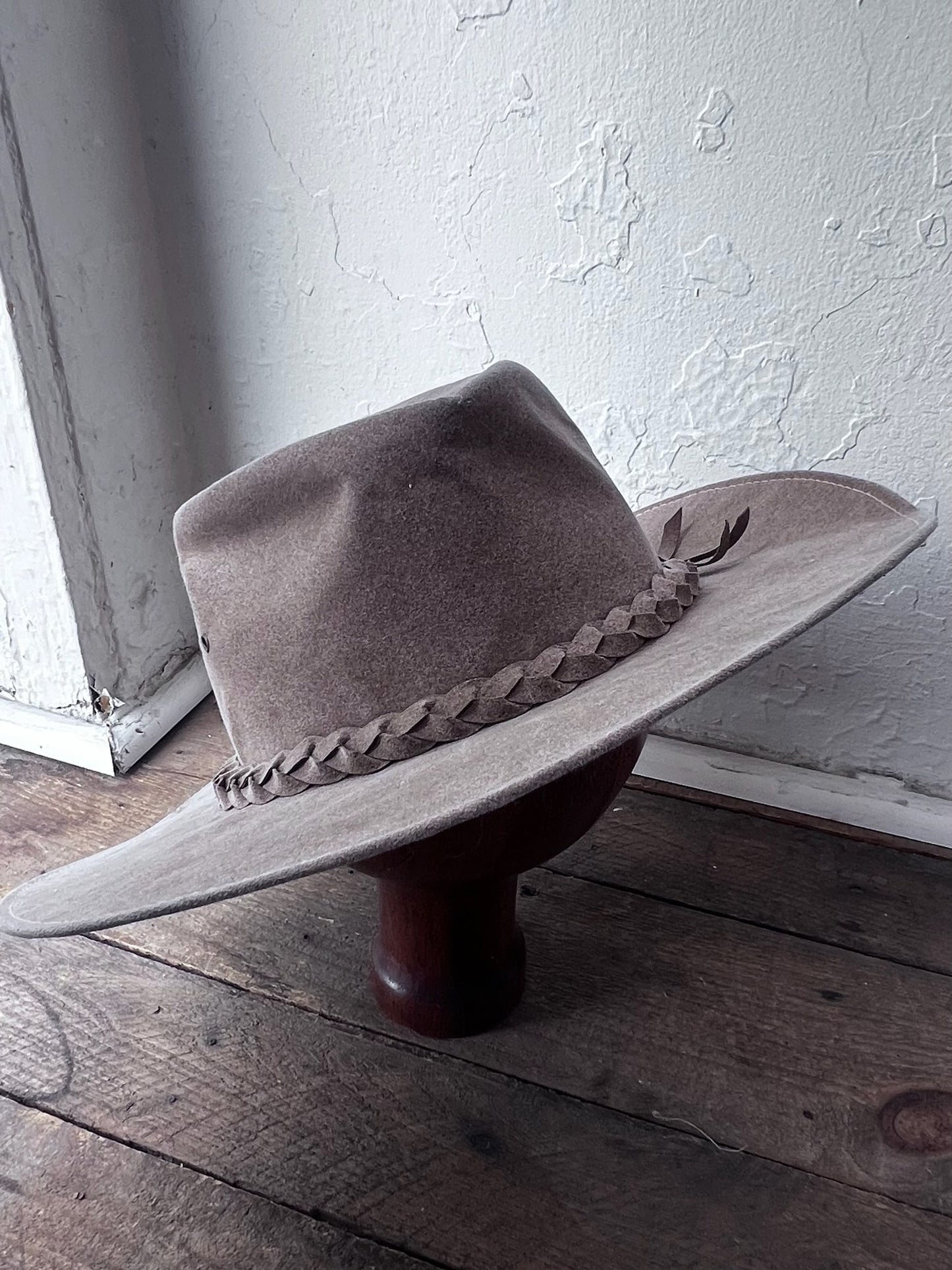Vintage Taupe Outback Hat