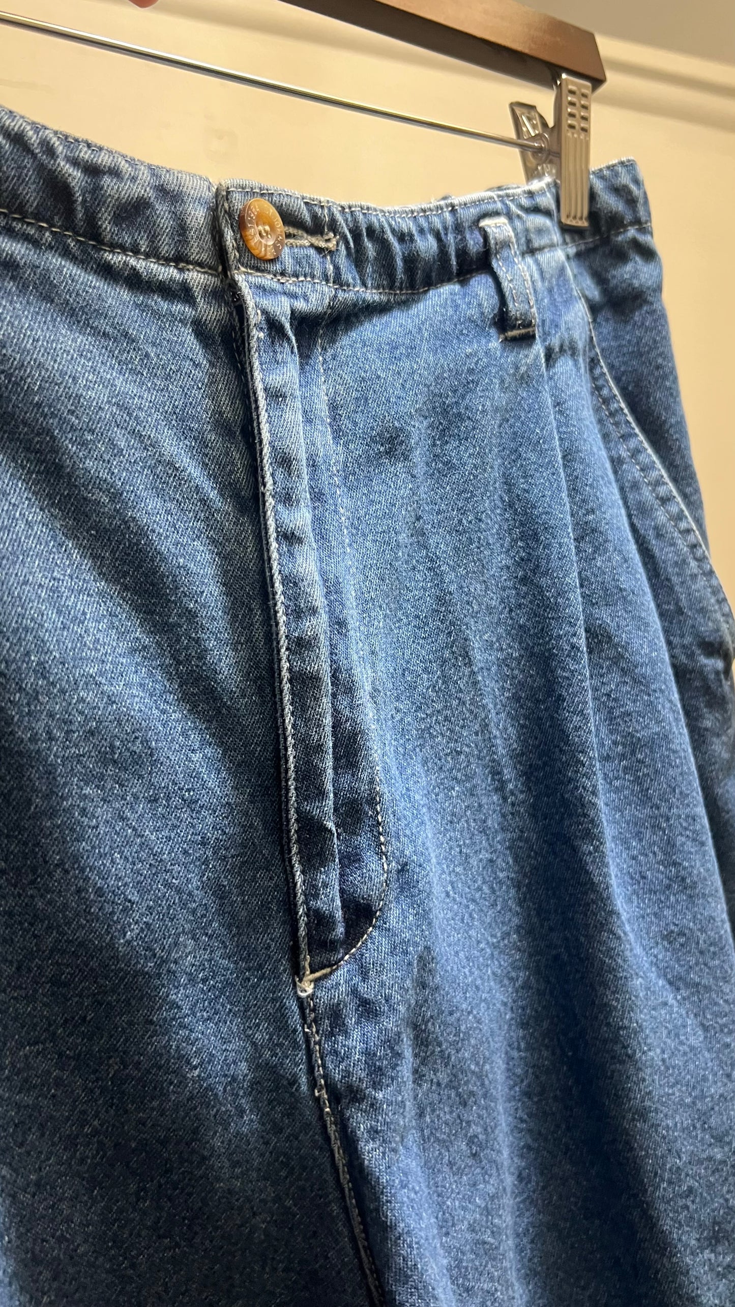 Vintage Pleated Denim Short