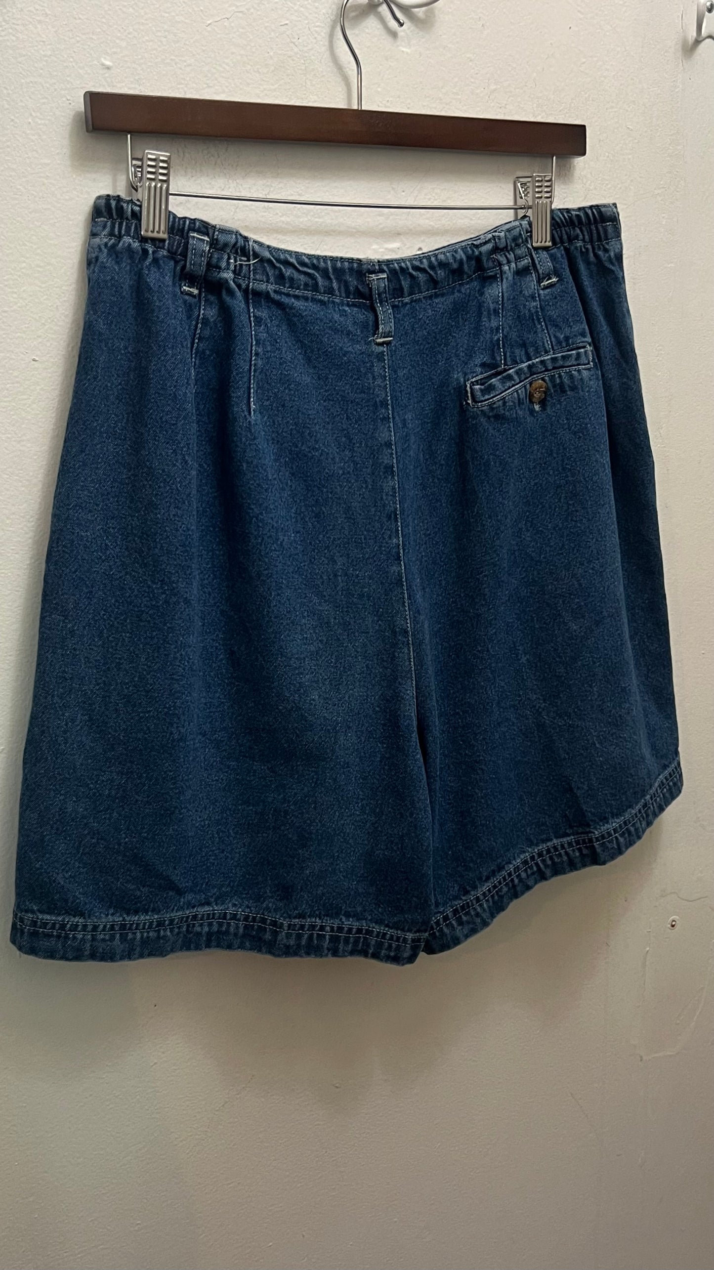 Vintage Pleated Denim Short