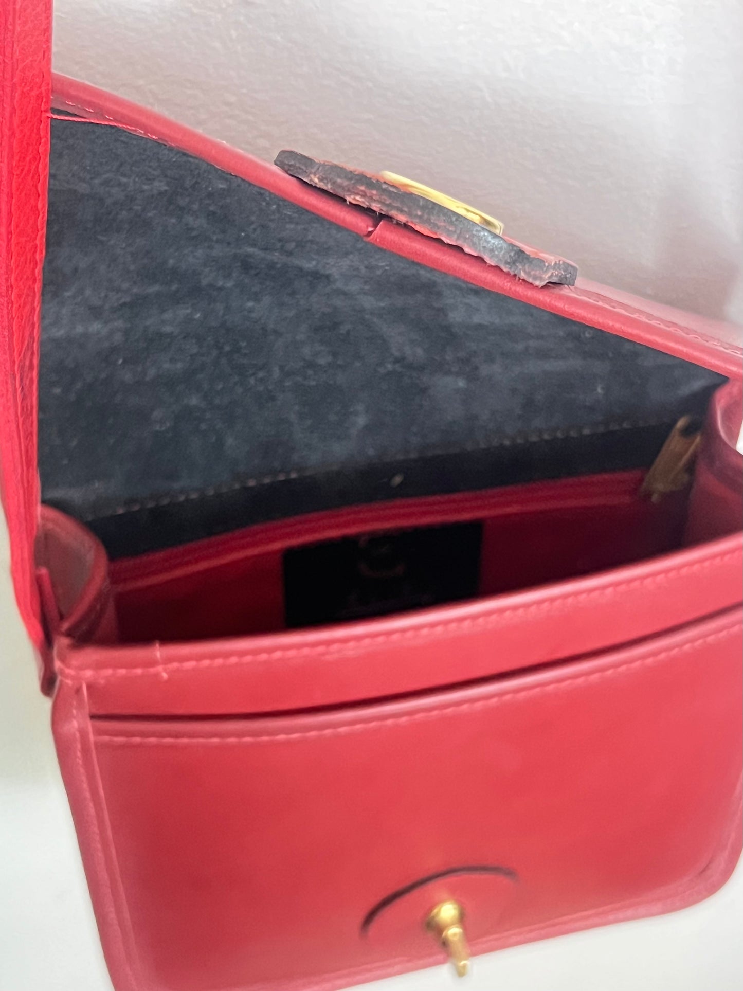 Vintage Crimson Leather Adjustable Shoulder Bag