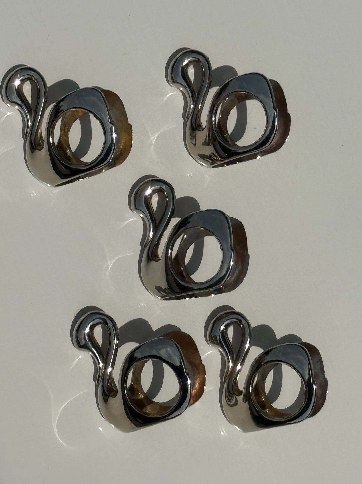 Vintage Set of Swan Silver-Tone Napkin Rings