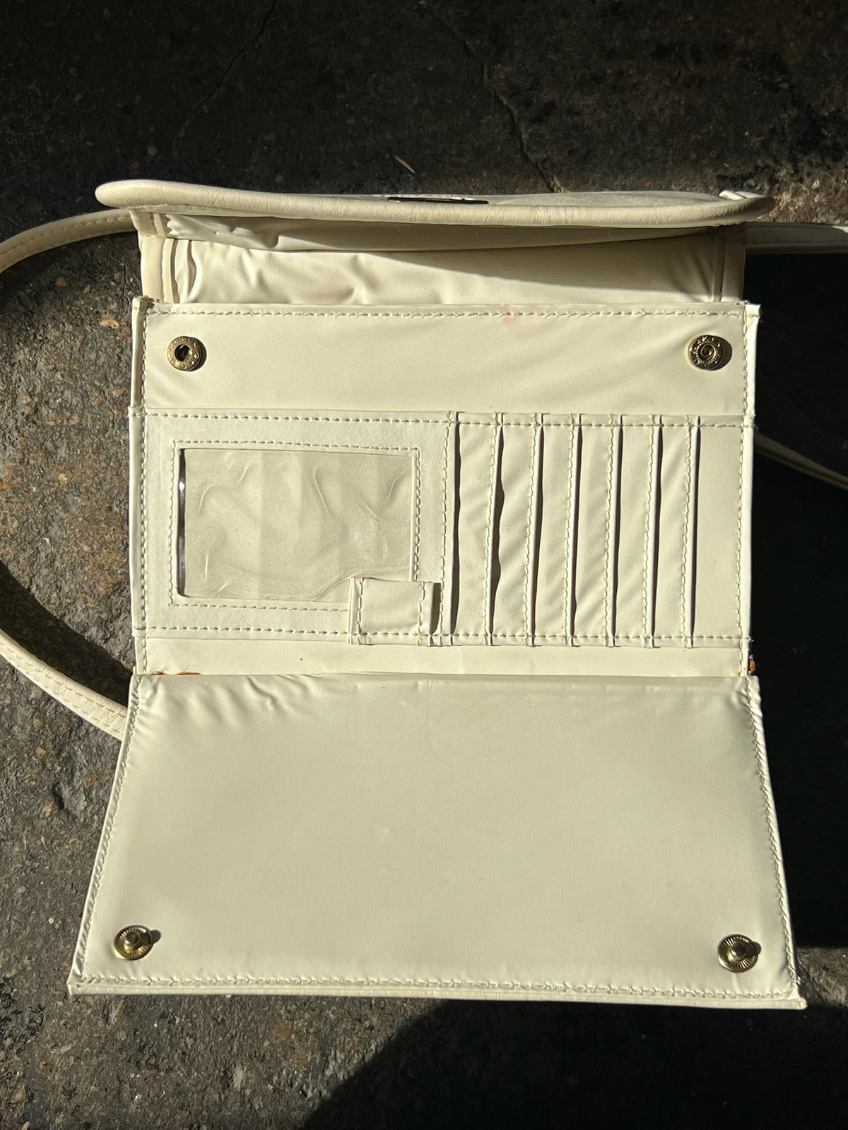 Darling Vintage Creamy Crossbody Bag