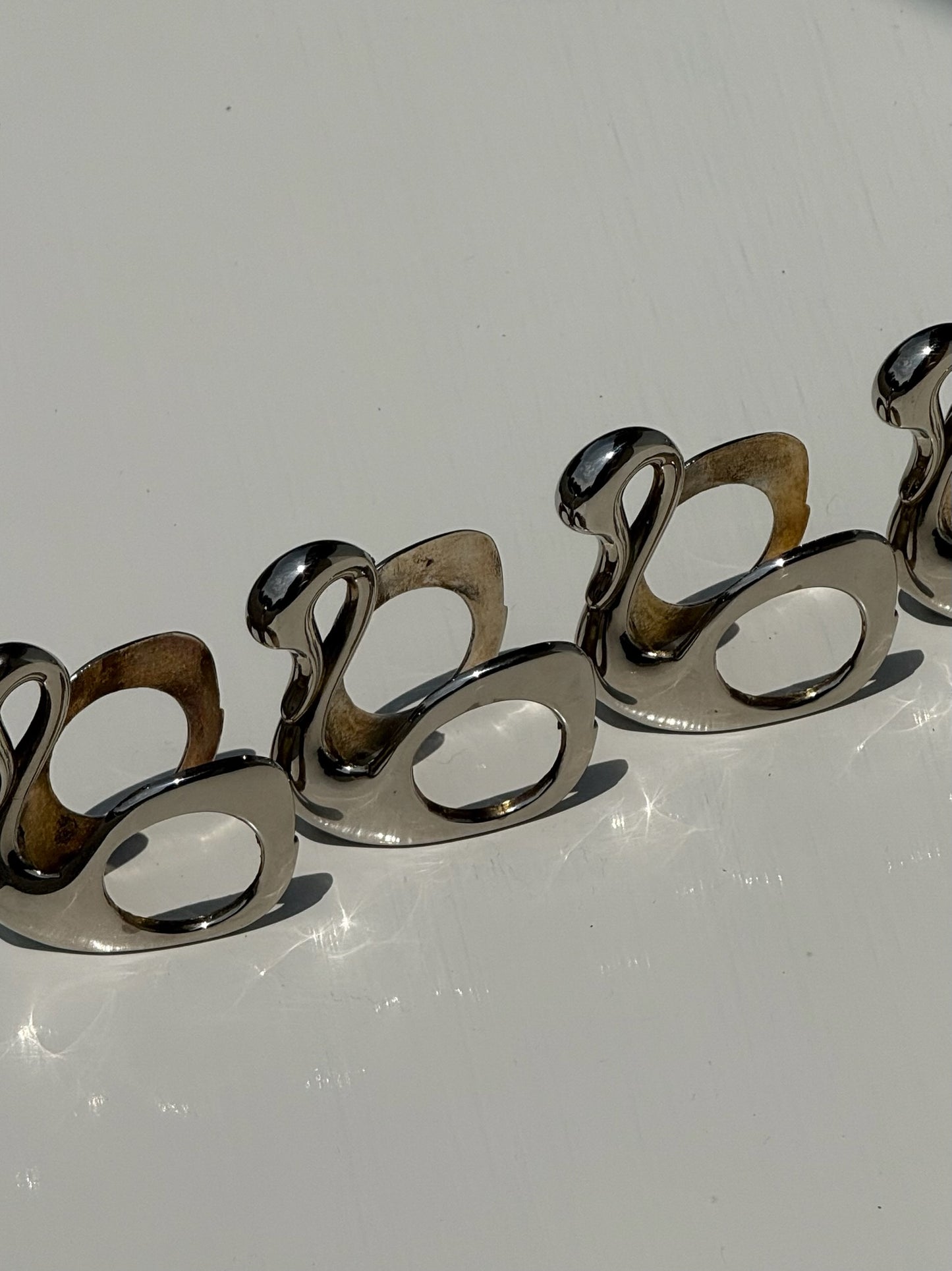 Vintage Set of Swan Silver-Tone Napkin Rings