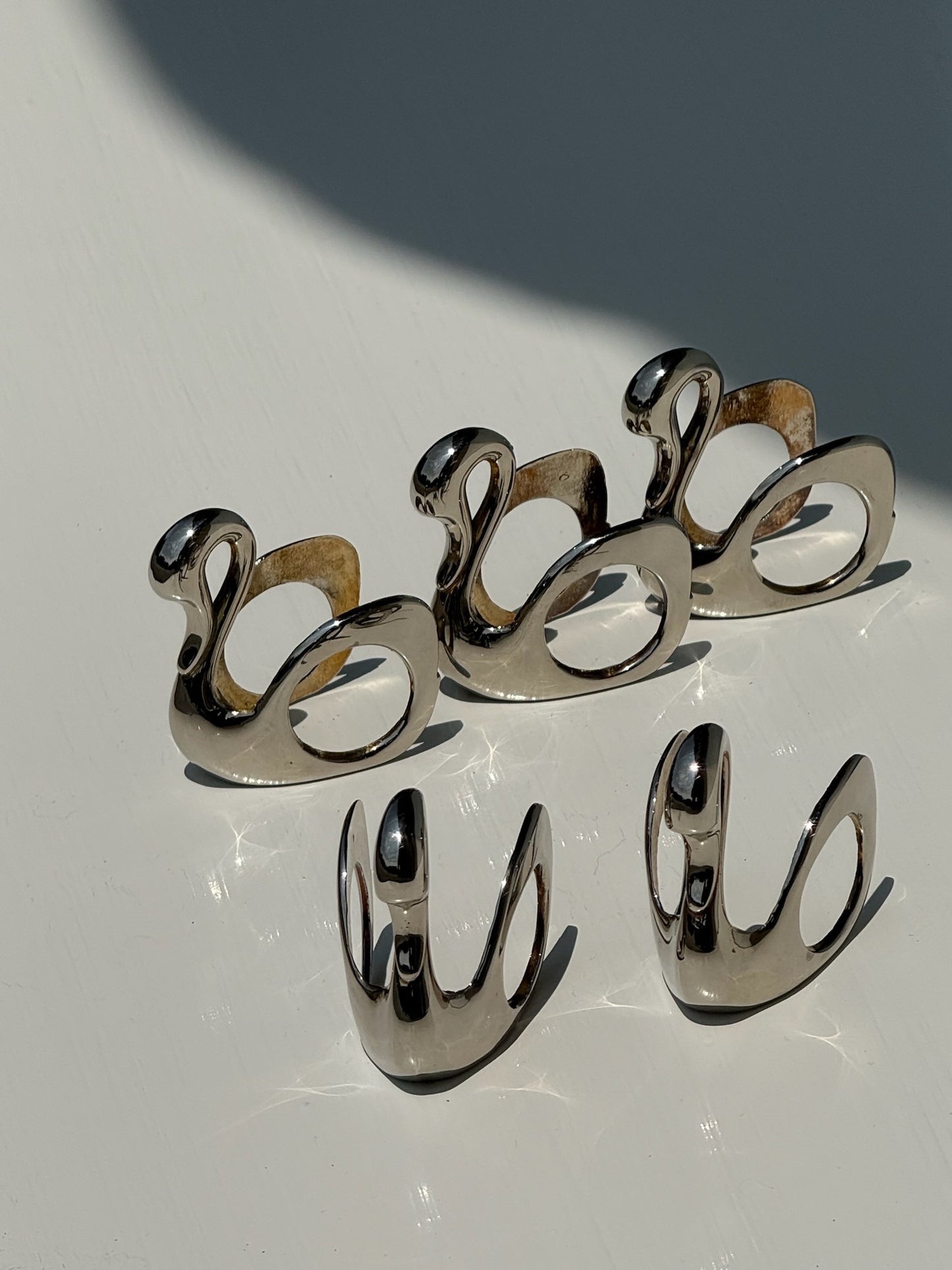 Vintage Set of Swan Silver-Tone Napkin Rings