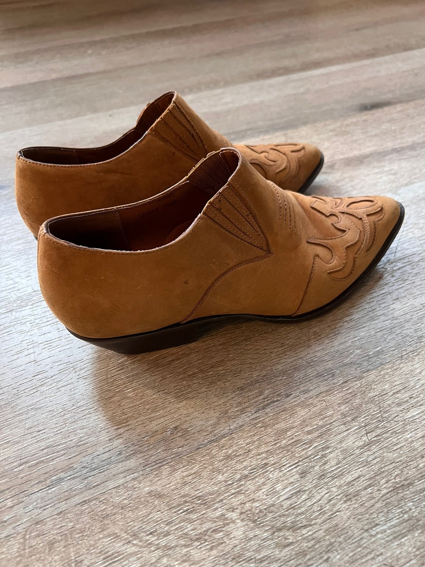 Vintage 90s Western Booties