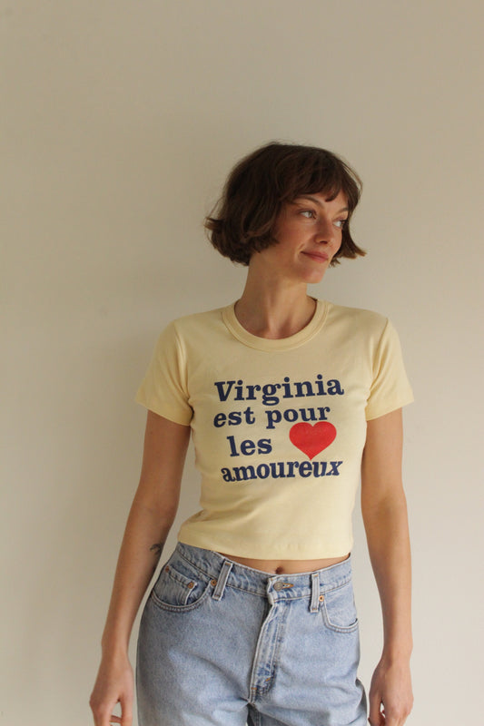 "Virginia Est Pour Les Amoureux" Baby Rib Crop T-Shirt