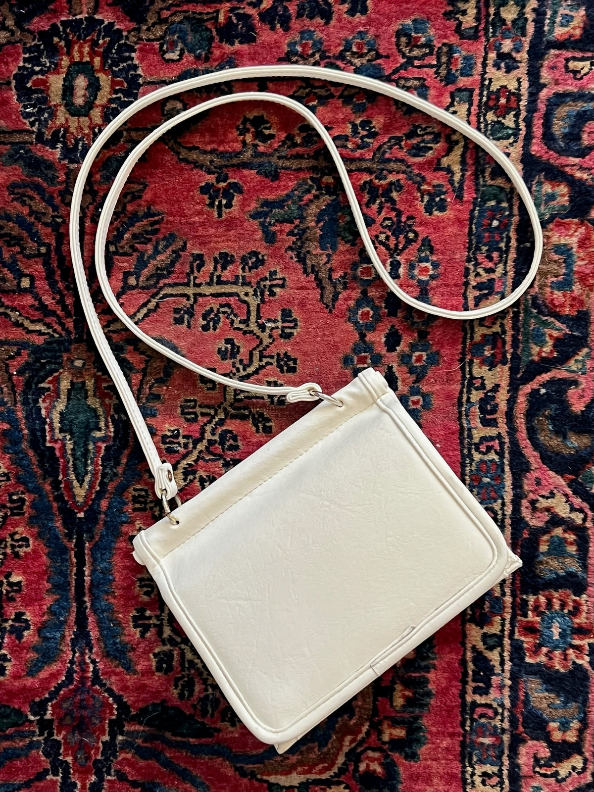 Darling Vintage Creamy Crossbody Bag