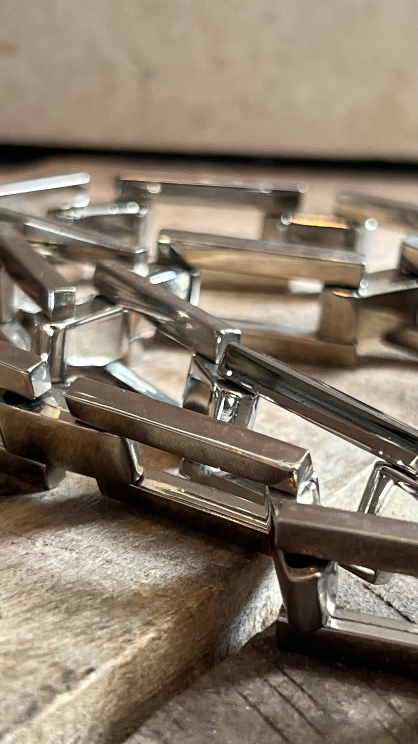 Vintage Geometric Silver - Hardware Chain Belt