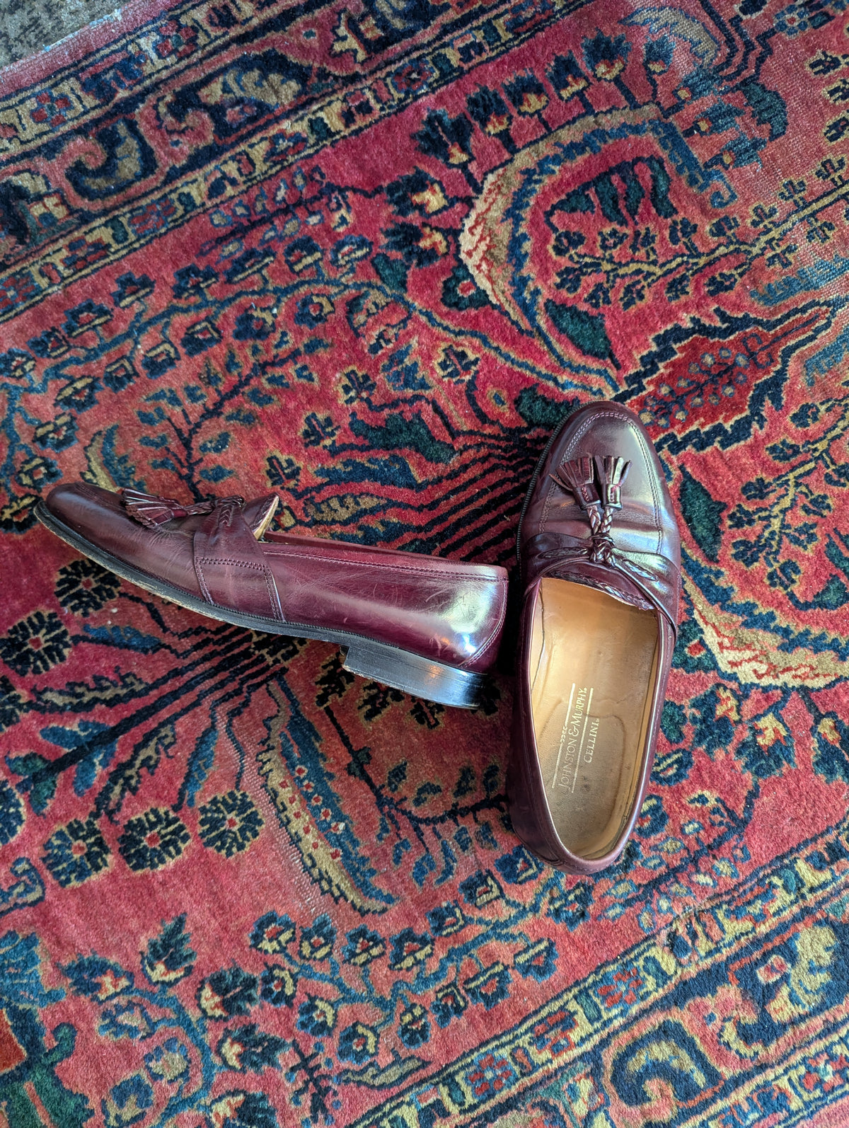 Vintage Burgundy Brown Tasseled Loafers