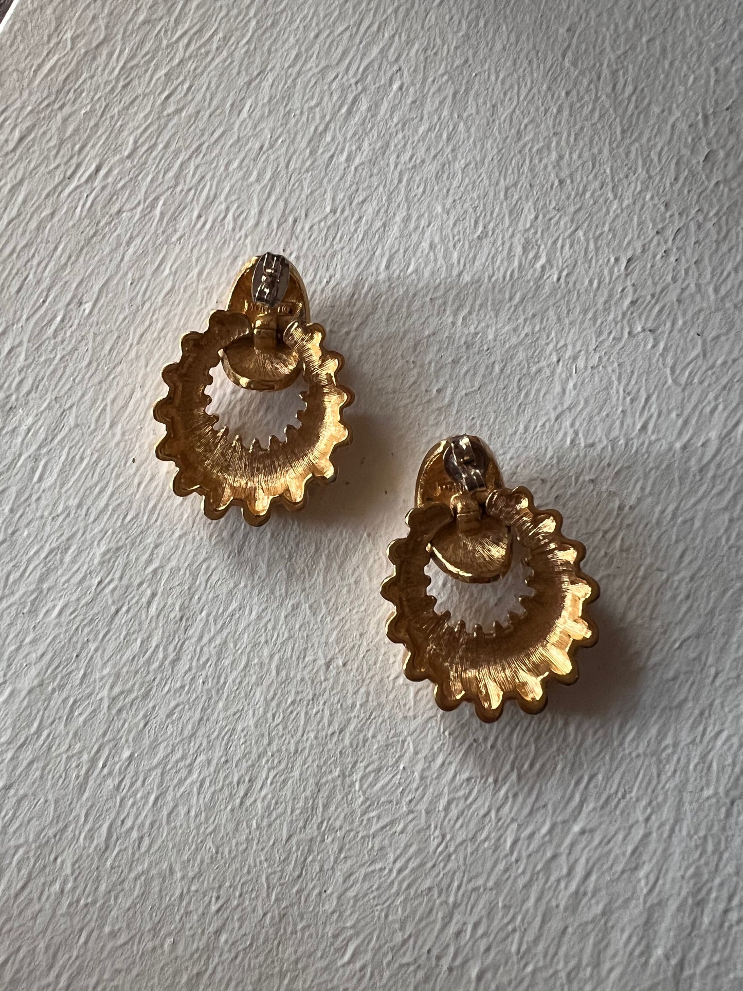Vintage Ribbed Door Knocker Earrings