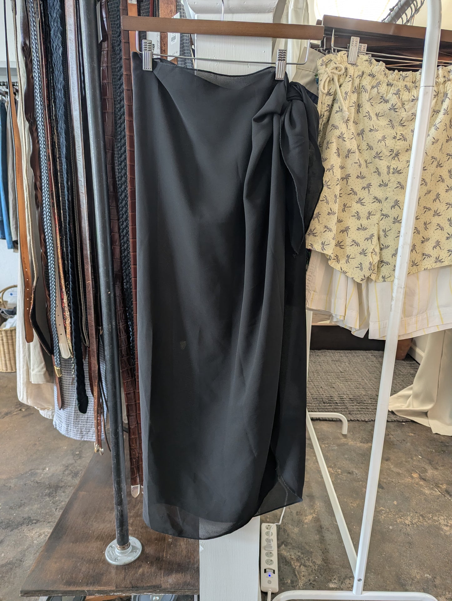 Vintage Sheer Onyx Sarong