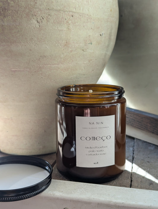 Começo No. 11 Candle / Bourbon, Palo Santo, Coriander Rose